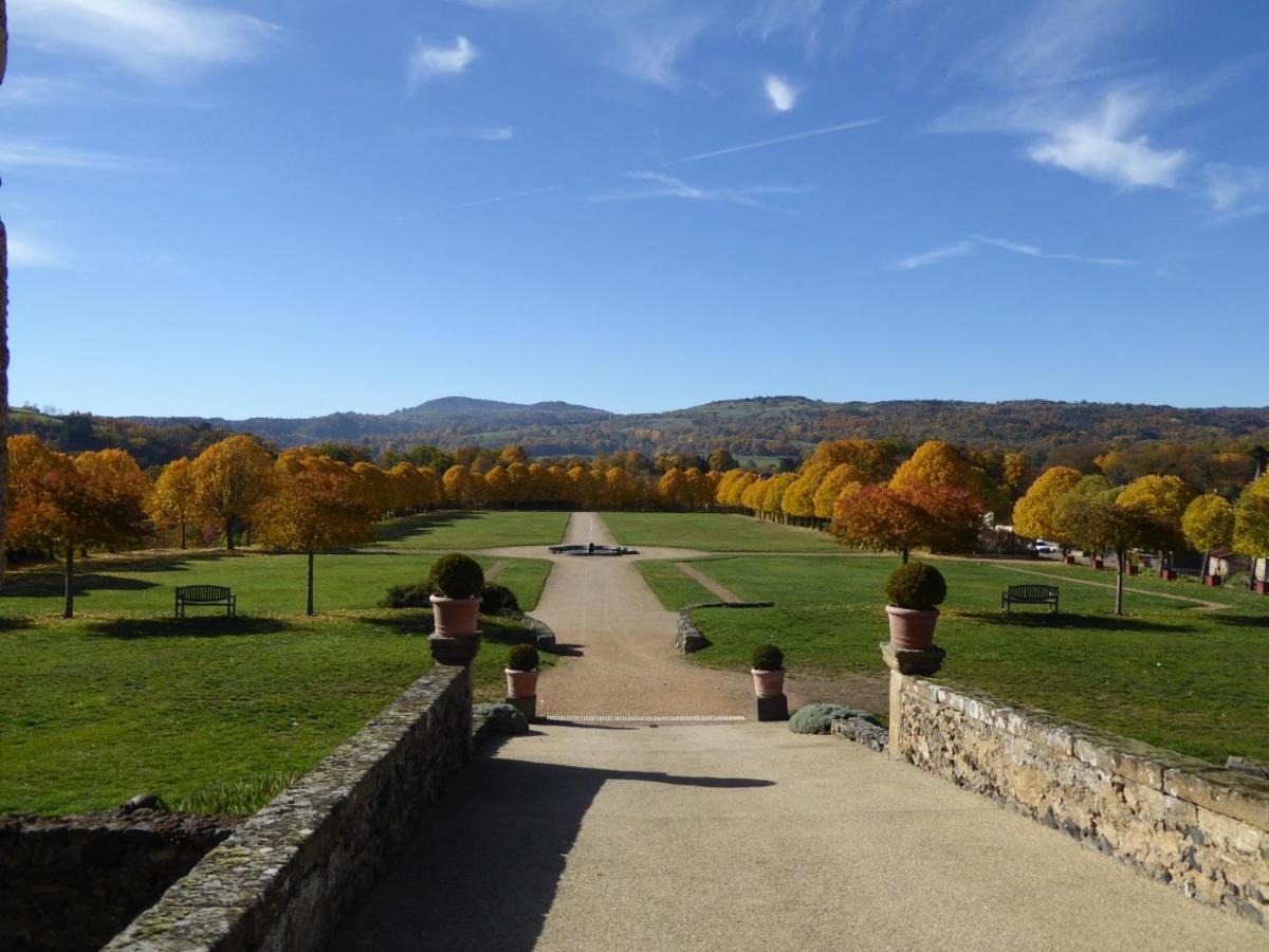 Chateau Royal De Saint-Saturnin Exterior foto